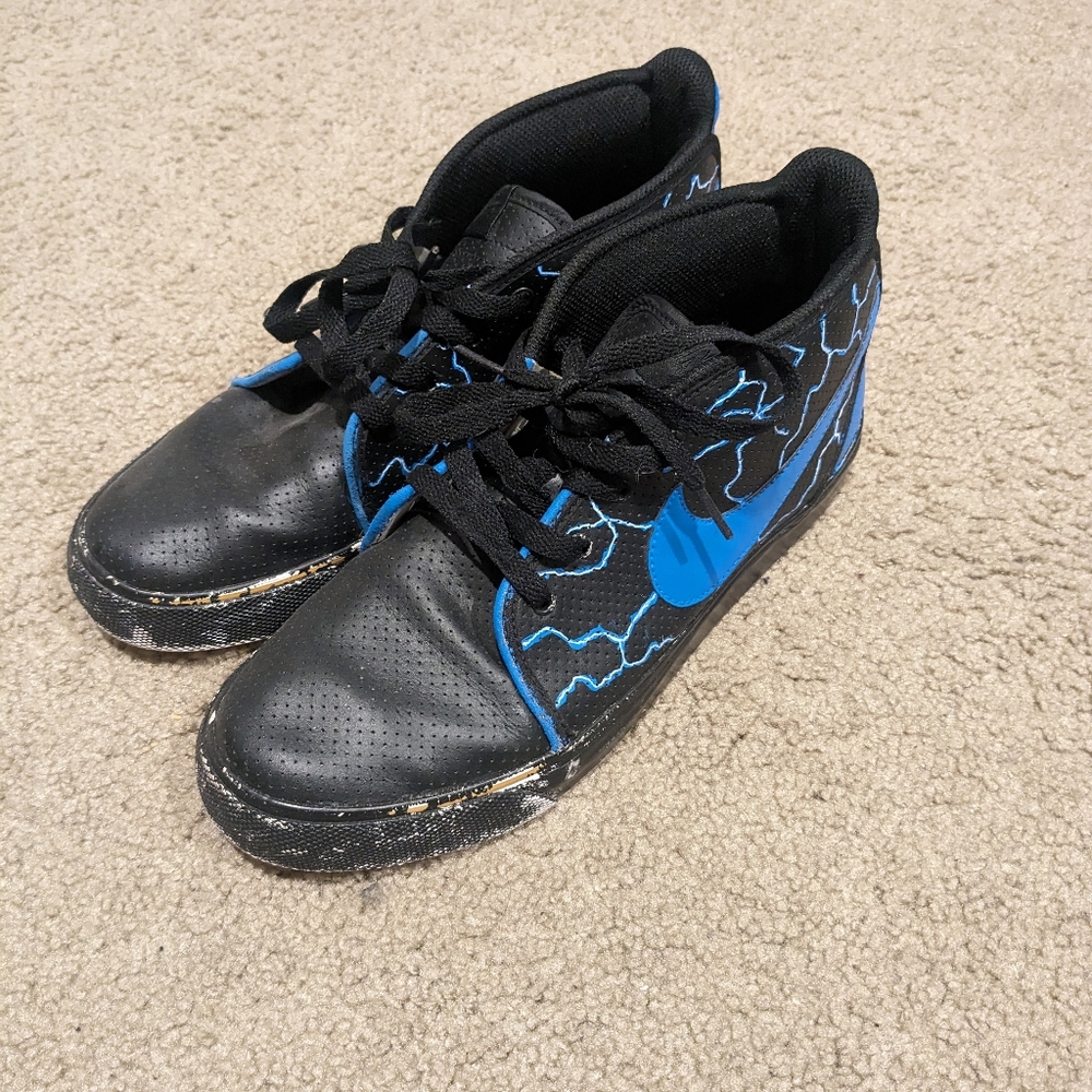 Nike skate mid lightning custom